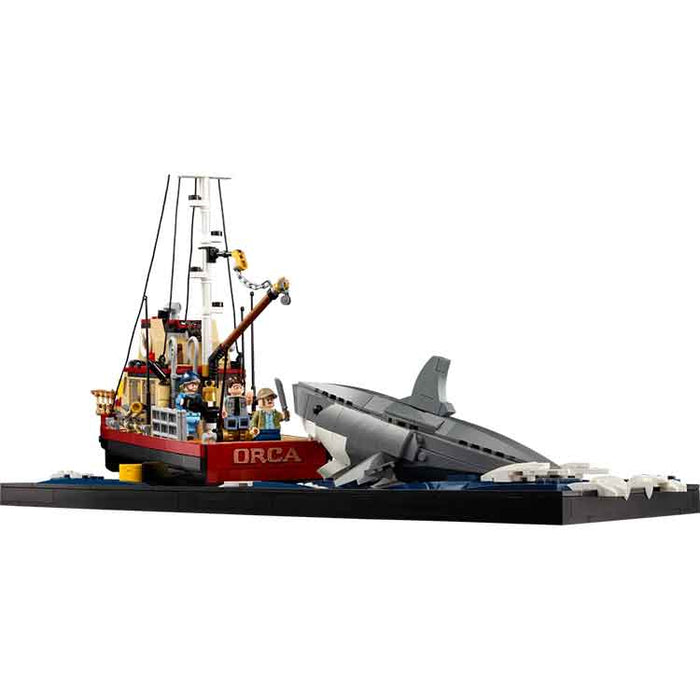 LEGO 21350 Jaws