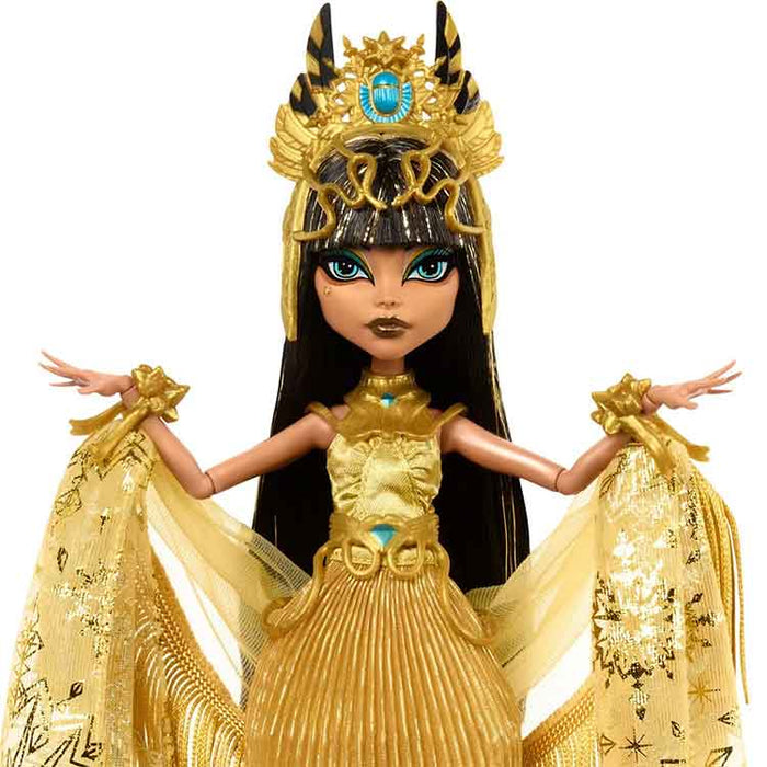 Monster High Howliday Winter Edition Cleo de Nile Doll