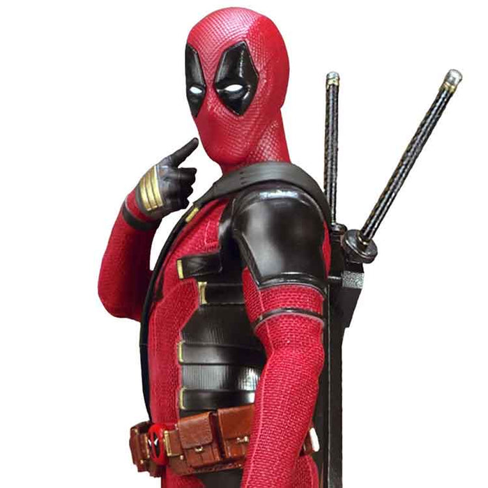 Deadpool & Wolverine: Deadpool Deluxe Edition One:12 Collective Action Figure