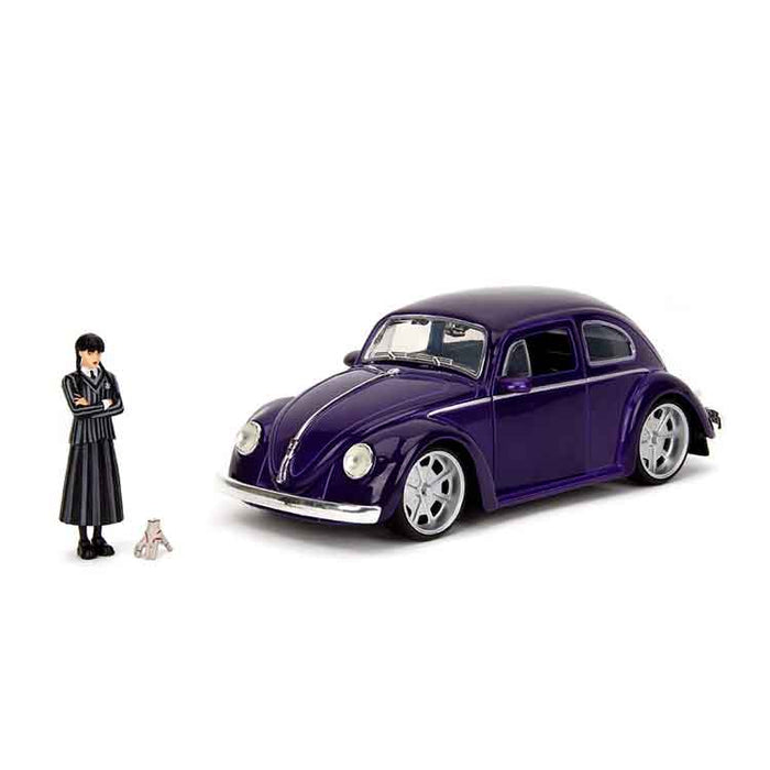 Wednesday Volkswagen Beetle 1:24 Scale Die-Cast Metal Vehicle with Wednesday Addams and Thing Figure